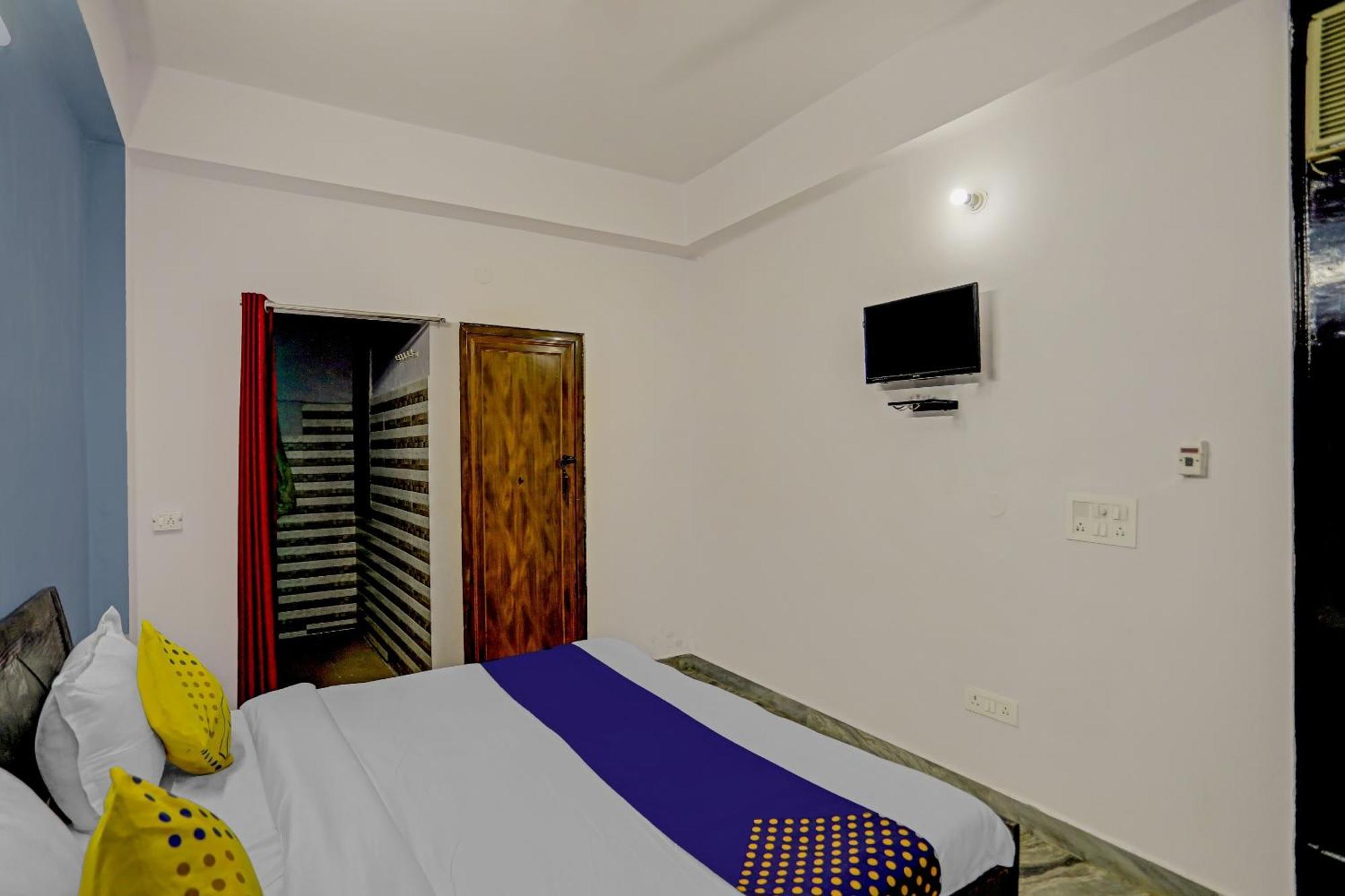 Spot On Raj Hotel Vip Near Worlds Of Wonder Kalkaji Devi Luaran gambar