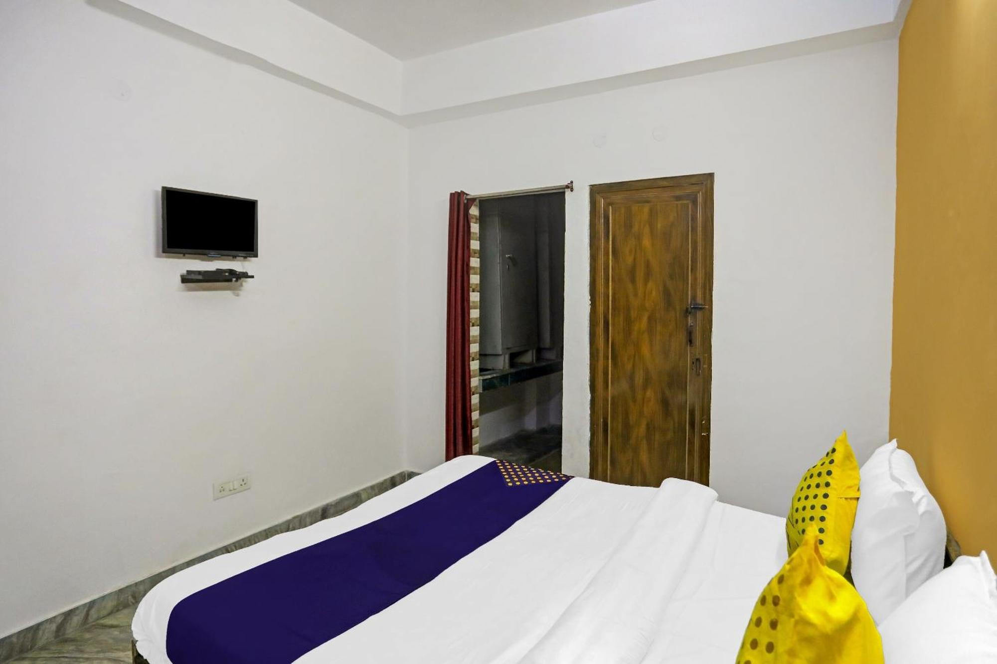 Spot On Raj Hotel Vip Near Worlds Of Wonder Kalkaji Devi Luaran gambar