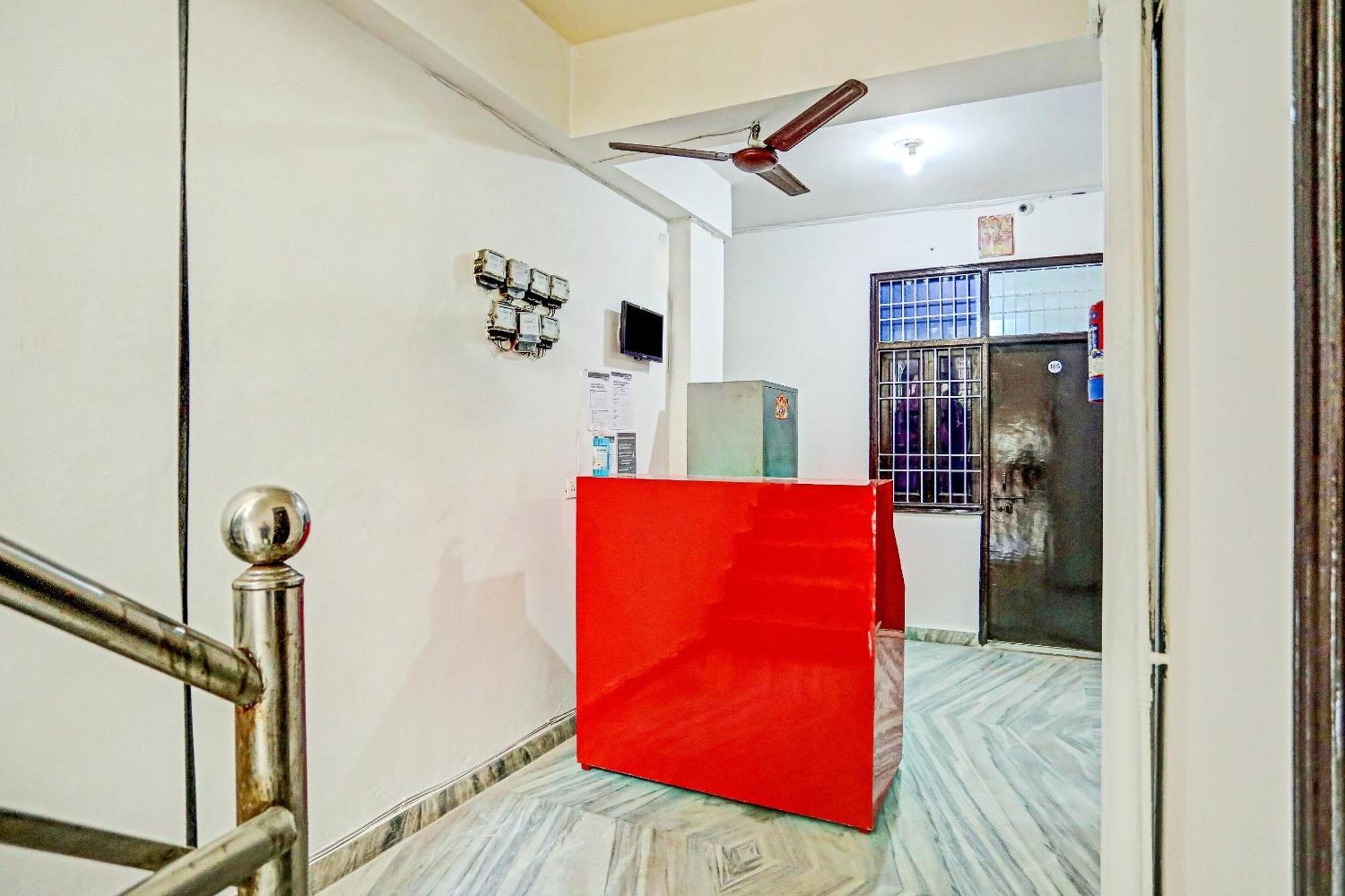 Spot On Raj Hotel Vip Near Worlds Of Wonder Kalkaji Devi Luaran gambar